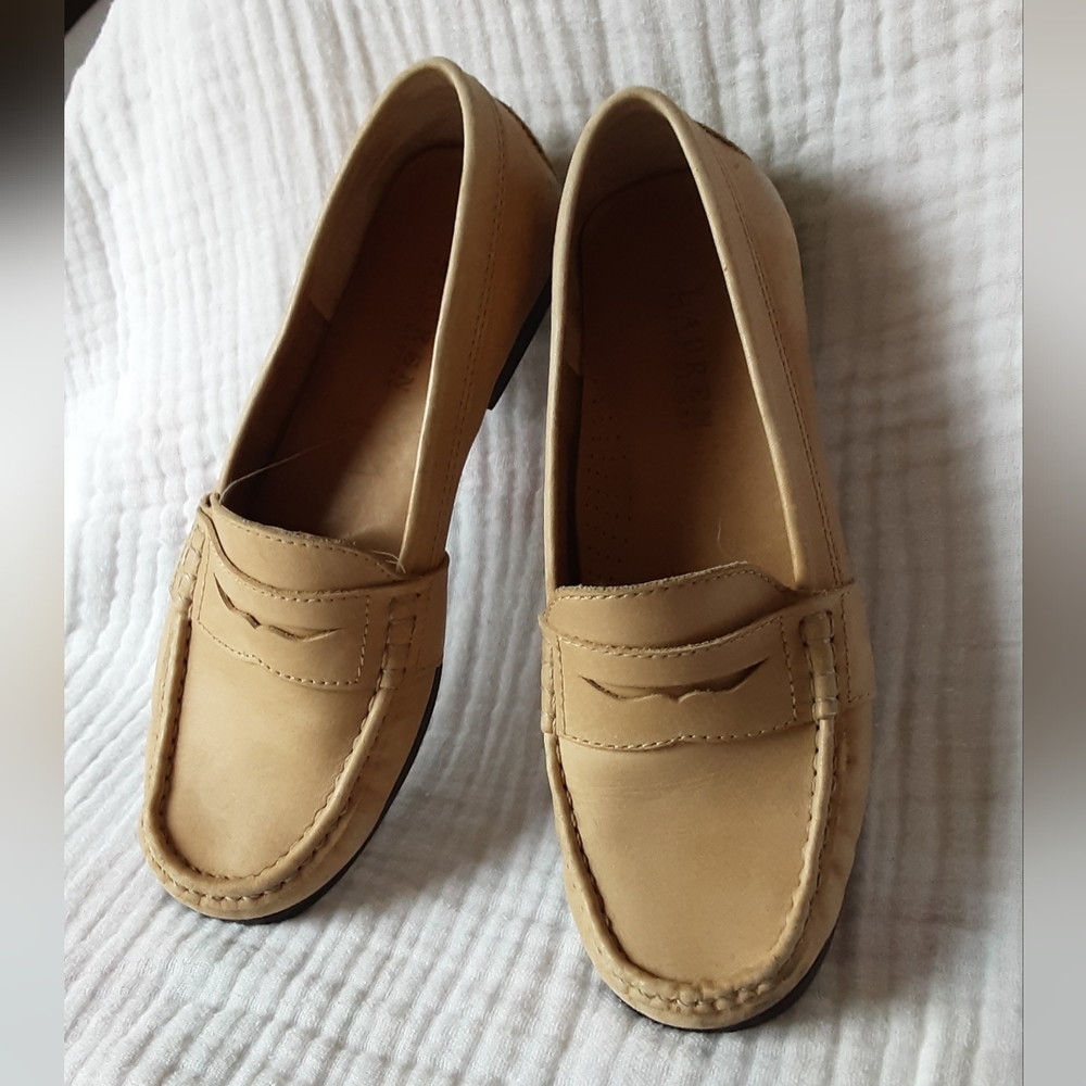 EUC Lauren Ralph Lauren 'Bree' Leather Loafers
